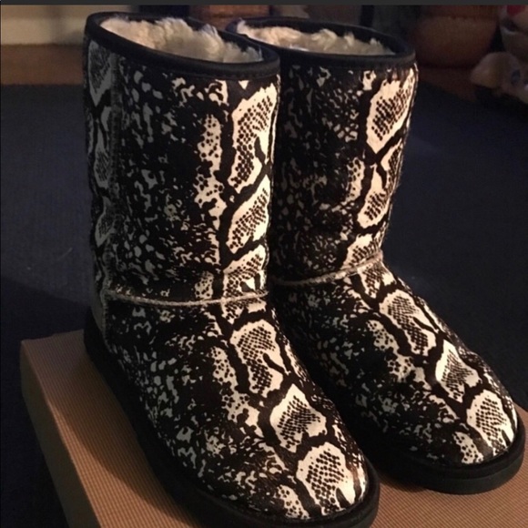 ugg boots snake print